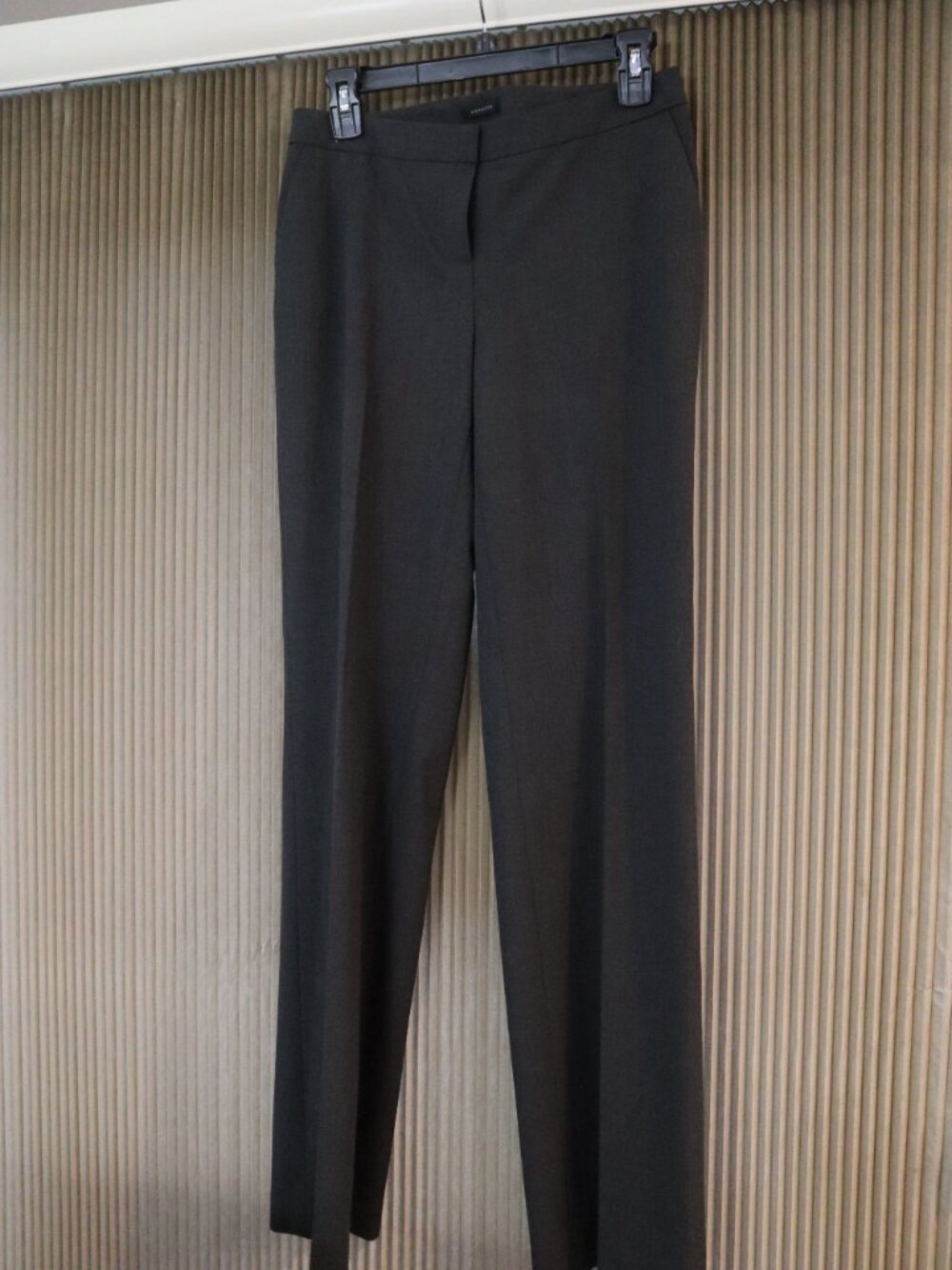 Semantiks Gray Work Slacks / Pants, 25% Wool, Size 2